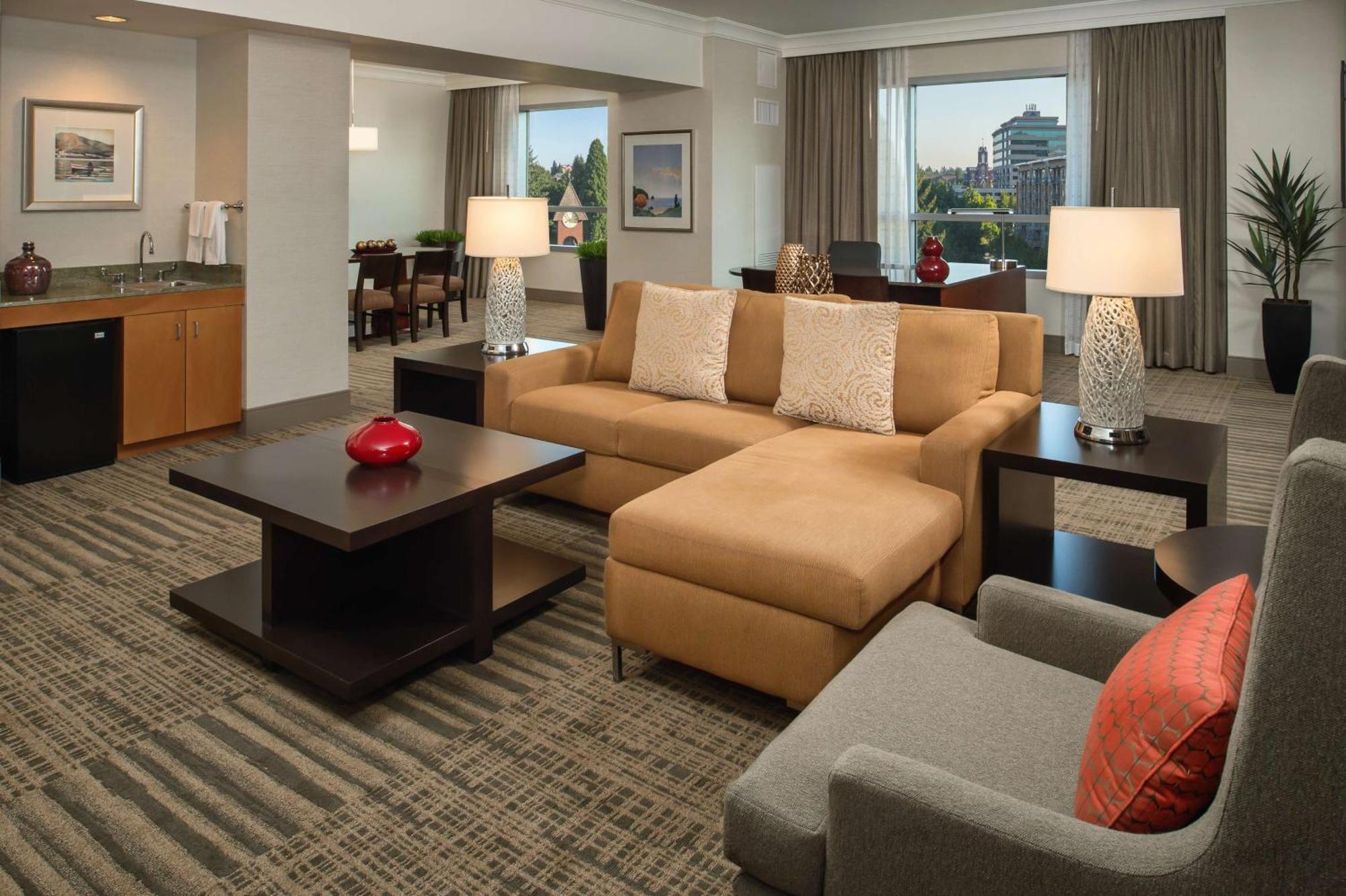Hilton Washington 4*