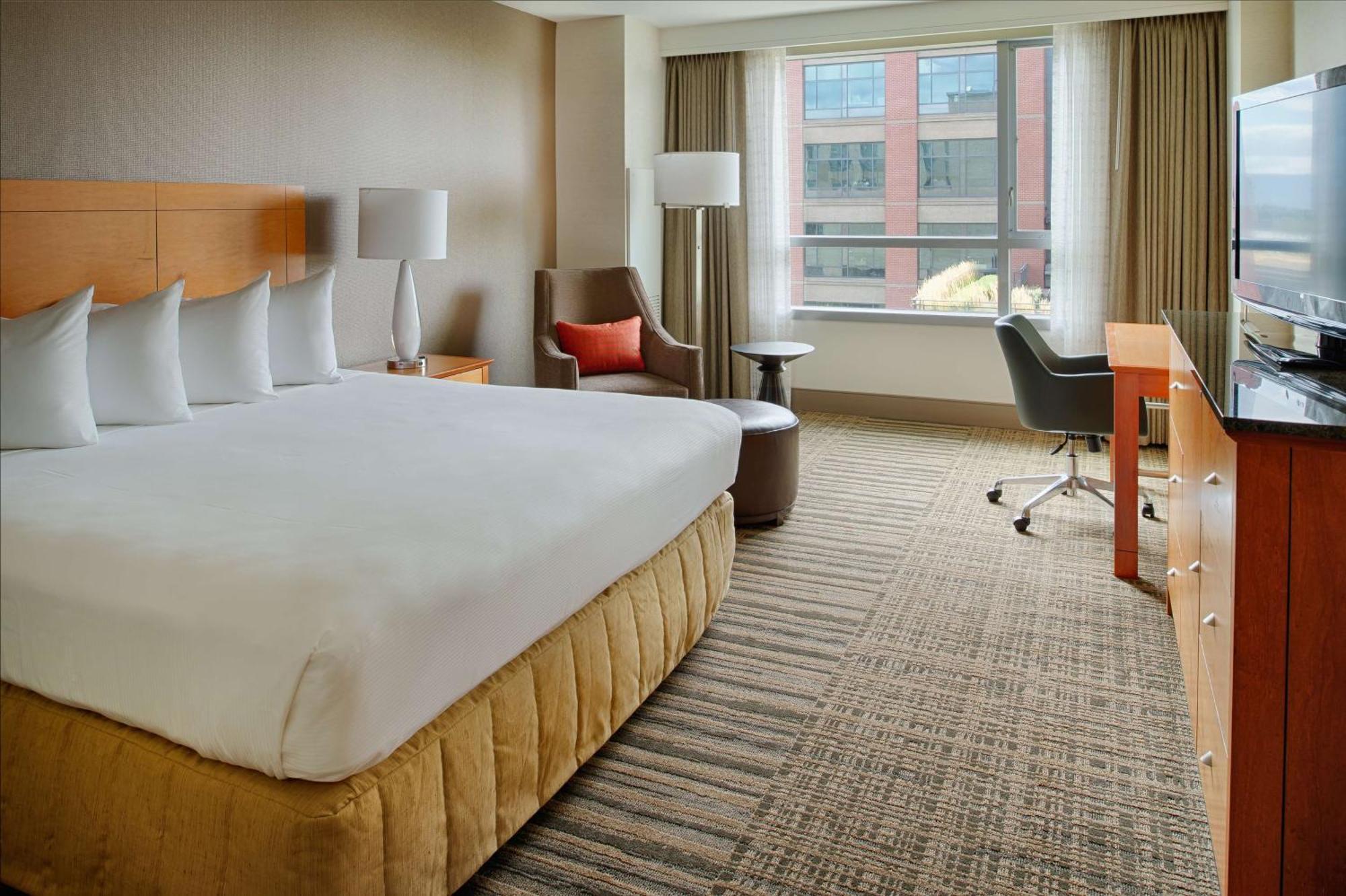 Hilton Washington 4*